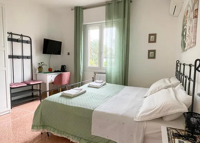 לינה וארוחת בוקר House Bellaria