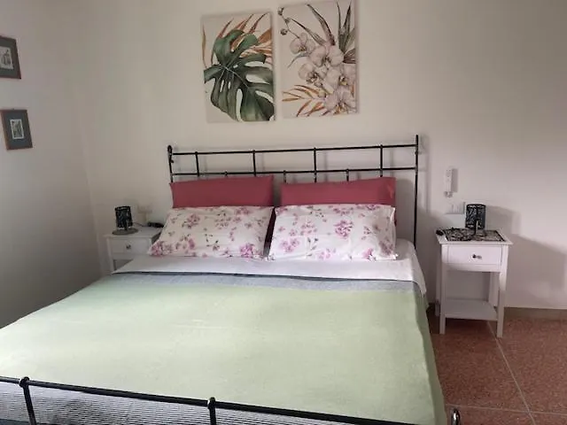 House Bellaria فندق مبيت وإفطار